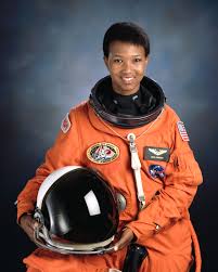 Mae Jemison - Wikipedia